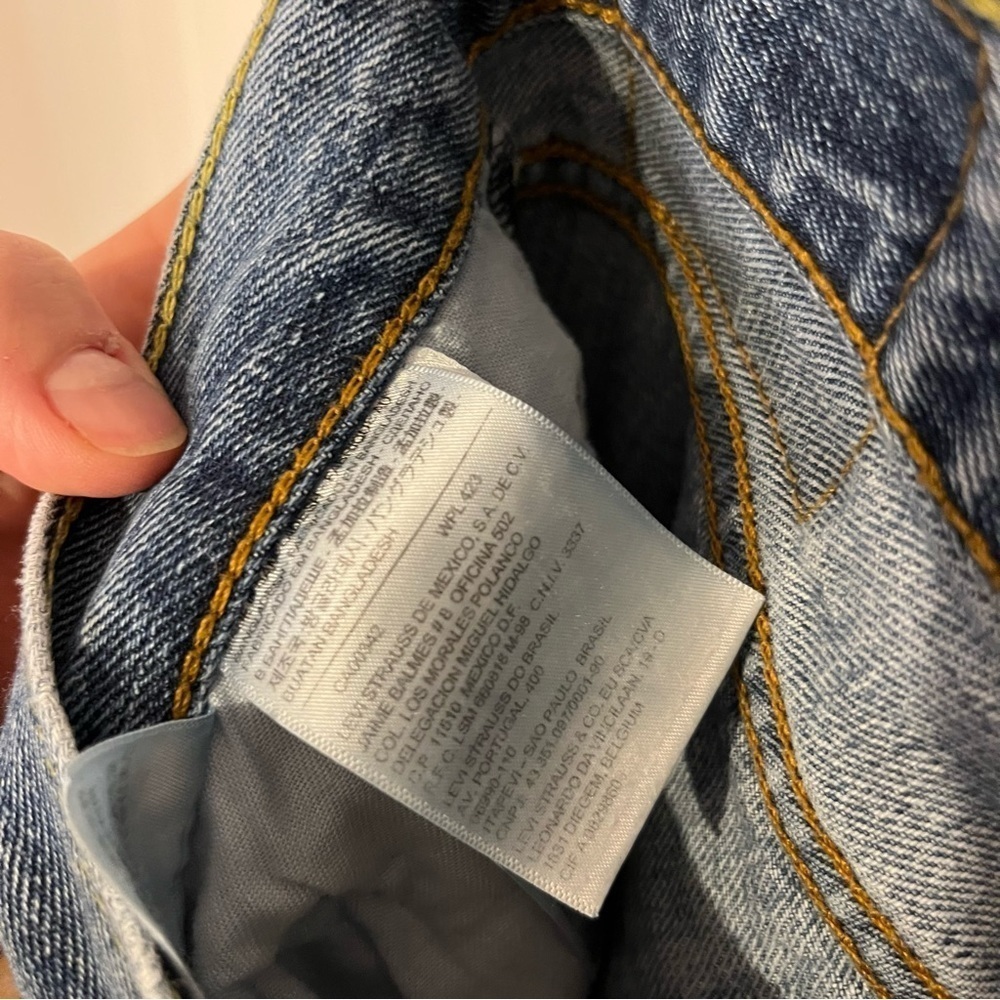 Levi's Jeans. Men’s Size 31. Blue 505 Regular Fit. - Picture 3 of 8